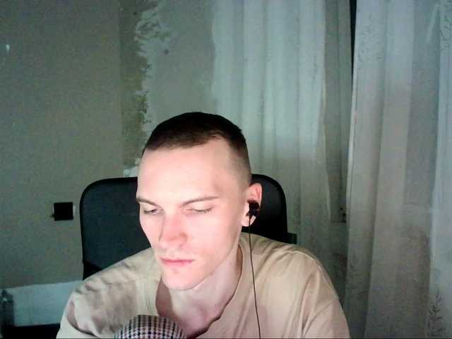 Live sex webcam photo for DenisYurchuk #277759741