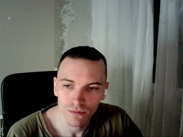 Live sex webcam photo for DenisYurchuk #277941678