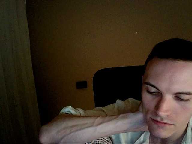 Live sex webcam photo for DenisYurchuk #278307842