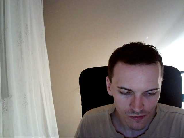 Live sex webcam photo for DenisYurchuk #286548558