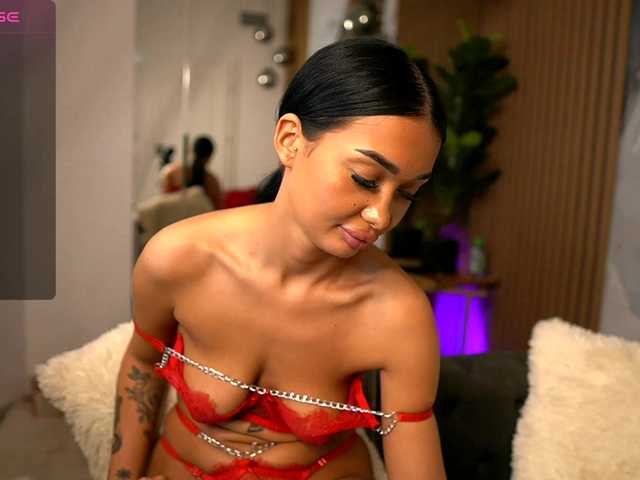 Live sex webcam photo for DeniseBuck #282812701