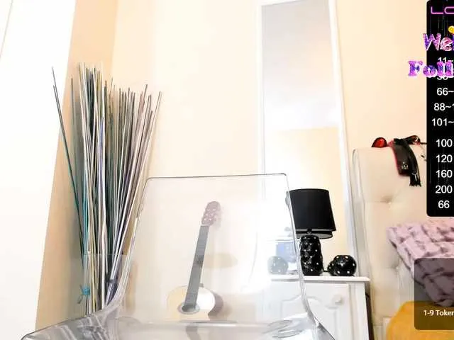 Live sex webcam photo for Denissekroft #274155268