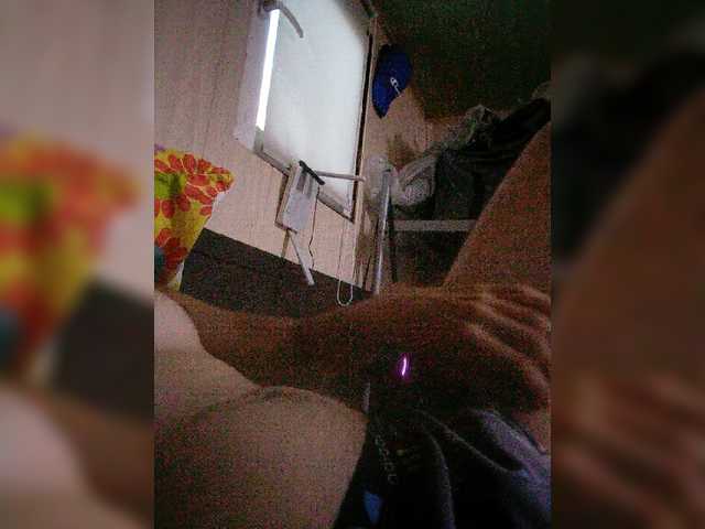 Live sex webcam photo for Denjic1 #275527152