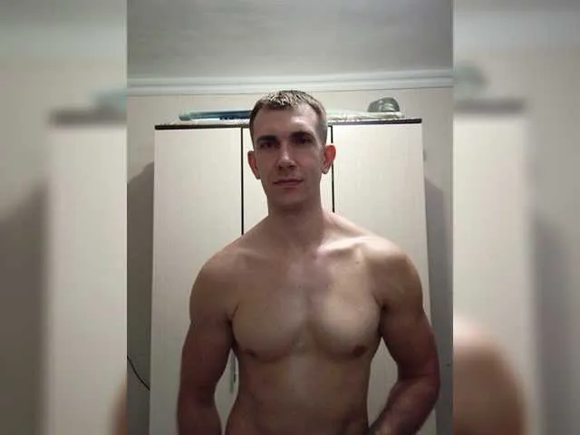 Live sex webcam photo for Denmk #275518829