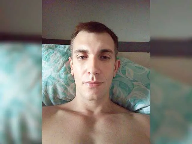 Live sex webcam photo for Denmk #275620116