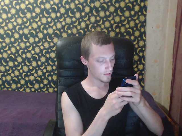 Live sex webcam photo for Denver8889 #275501722