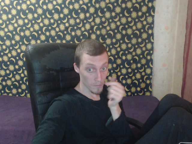 Live sex webcam photo for Denver8889 #275508204