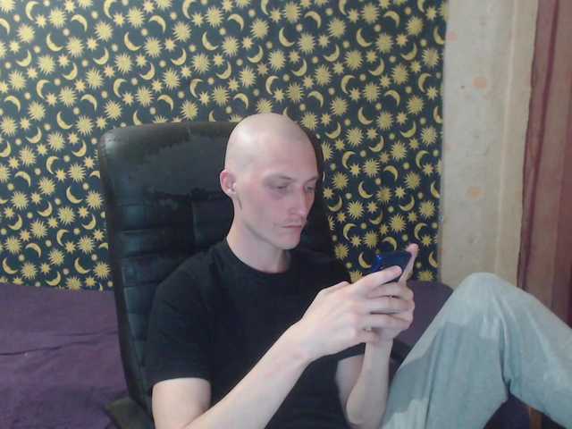 Live sex webcam photo for Denver8889 #275522581