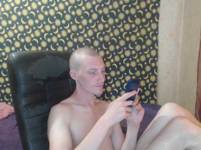 Live sex webcam photo for Denver8889 #275618854