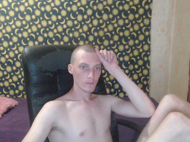 Live sex webcam photo for Denver8889 #275645460