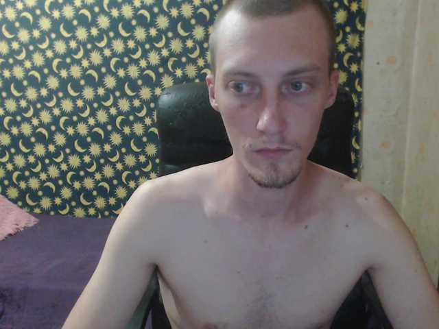 Live sex webcam photo for Denver8889 #275744346