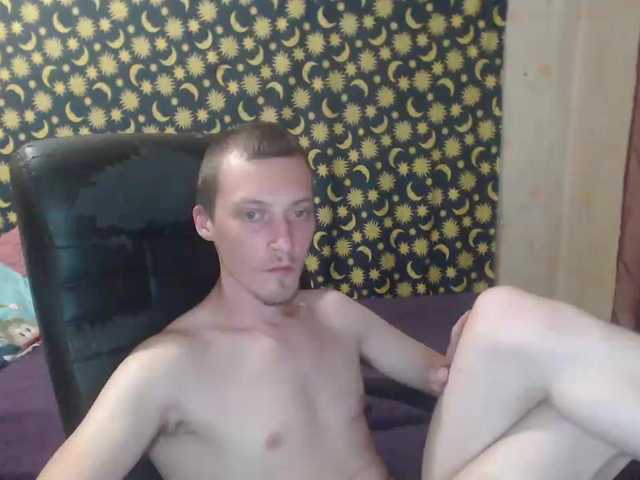 Live sex webcam photo for Denver8889 #276139998