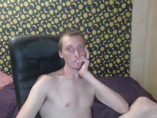 Live sex webcam photo for Denver8889 #276156168