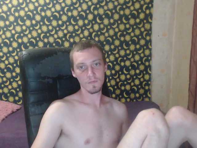 Live sex webcam photo for Denver8889 #276215481