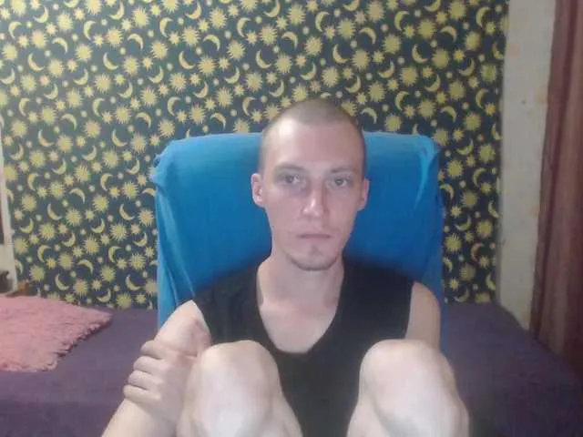 Live sex webcam photo for Denver8889 #276359488