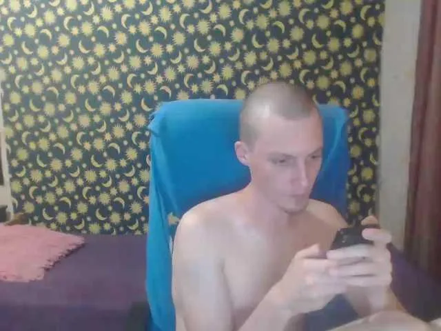 Live sex webcam photo for Denver8889 #276360983