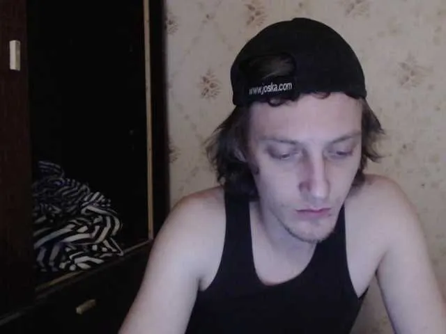 Live sex webcam photo for Denver8889 #290295109