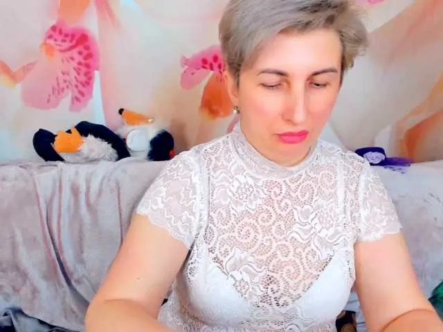 Live sex webcam photo for DepravedMadam #272280498