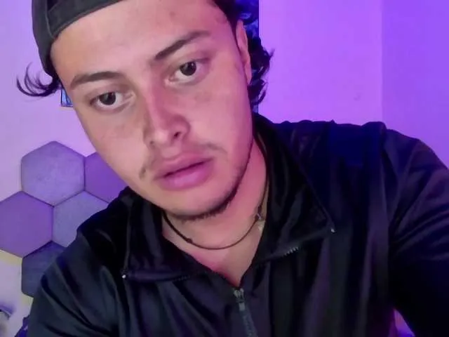 Live sex webcam photo for DesireDuo-tgn #292363265