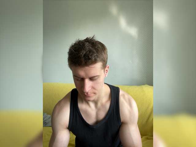 Live sex webcam photo for DesireGreg #277529999