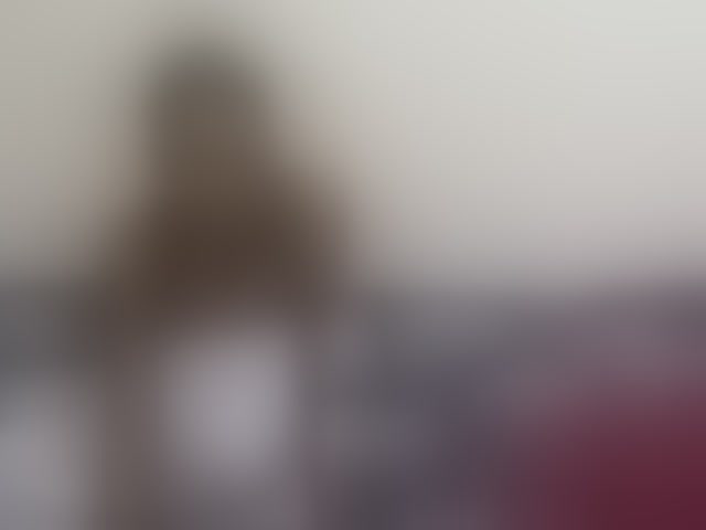 Live sex webcam photo for Desireeee-1 #294155809