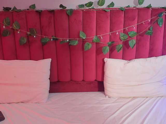 Live sex webcam photo for DestinyTorn #276757395