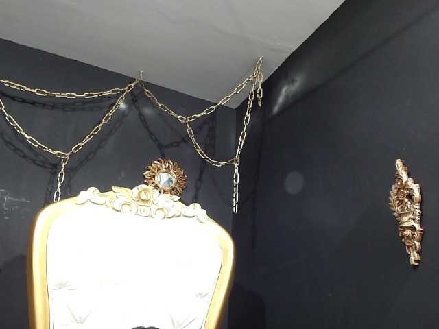 Live sex webcam photo for DevaRost #273517185