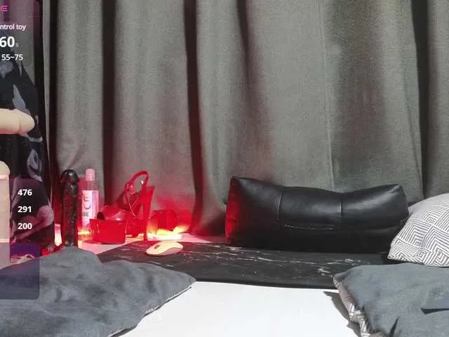 Live sex webcam photo for Devilsbride #291327466