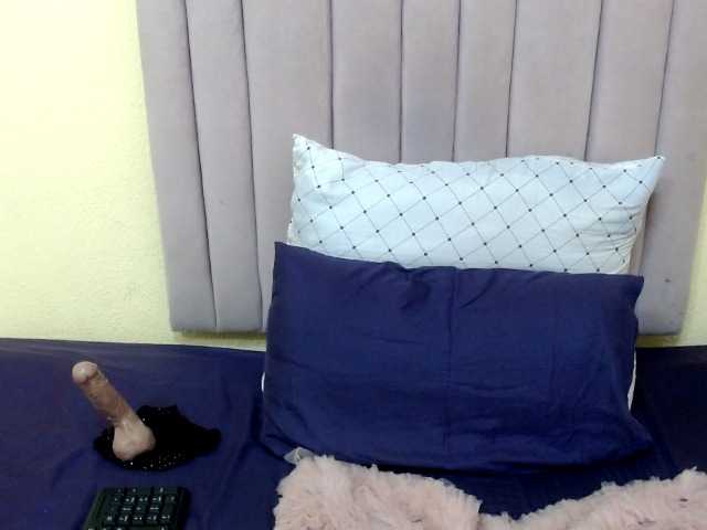 Live sex webcam photo for Devine35 #291646728