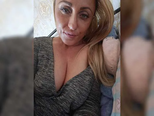 Live sex webcam photo for DeviousAngel #273459874