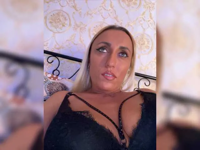 Live sex webcam photo for DeviousAngel #276368855