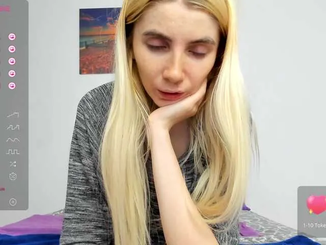 Live sex webcam photo for DevoenRose #276864923