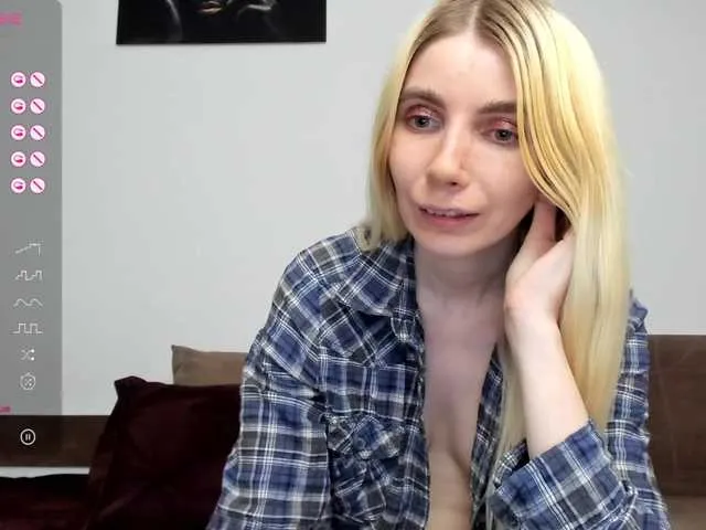 Live sex webcam photo for DevoenRose #277133261