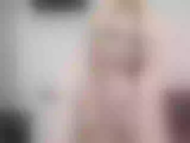 Live sex webcam photo for DevoenRose #277195709