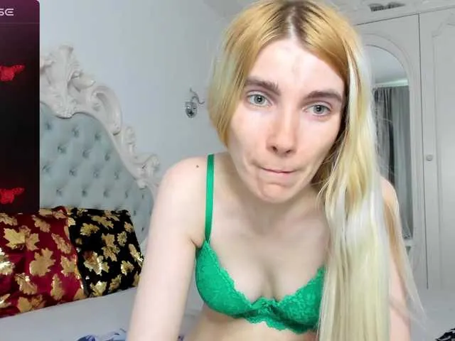 Live sex webcam photo for DevoenRose #277757666