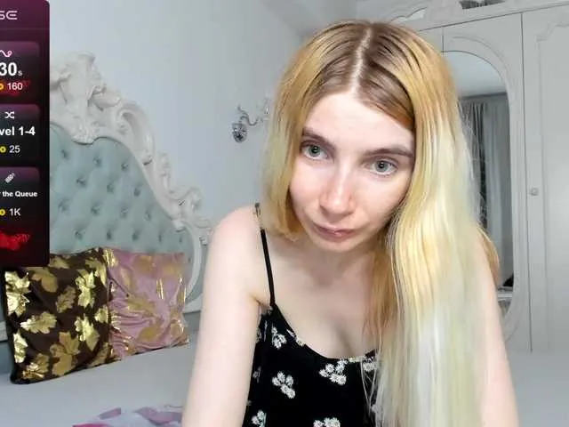 Live sex webcam photo for DevoenRose #278063753