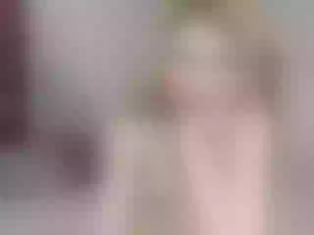 Live sex webcam photo for DevoenRose #278238067
