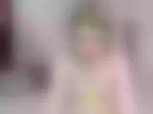 Live sex webcam photo for DevoenRose #278240086