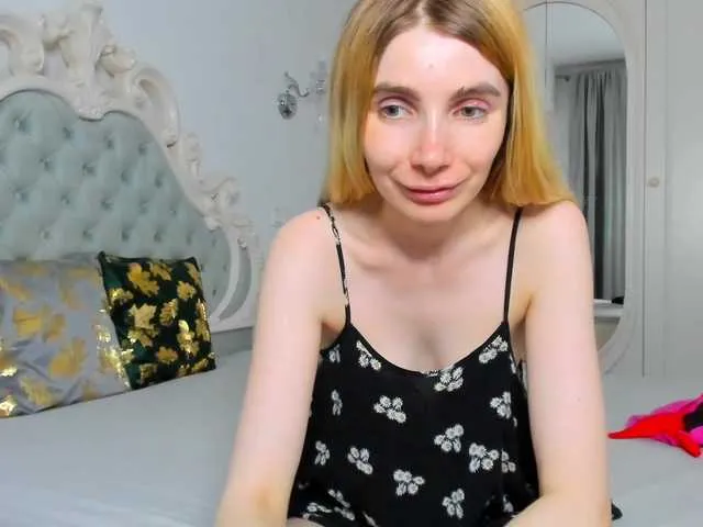 Live sex webcam photo for DevoenRose #278288823