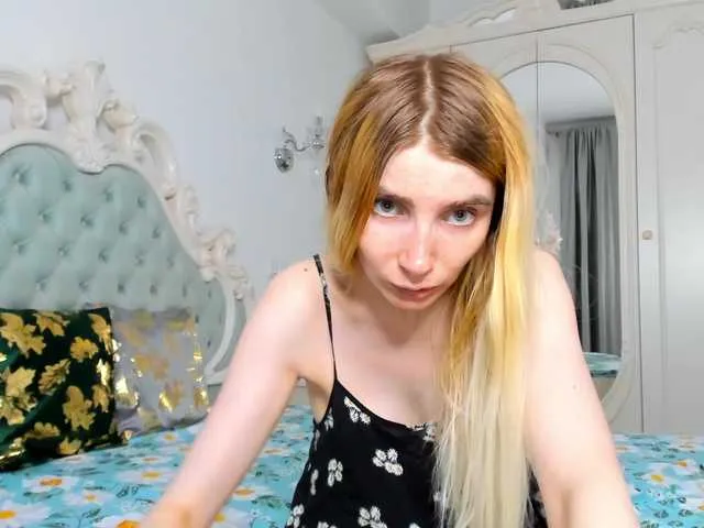 Live sex webcam photo for DevoenRose #278302678