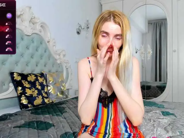 Live sex webcam photo for DevoenRose #286716252