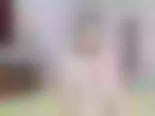 Live sex webcam photo for DevoenRose #289914197