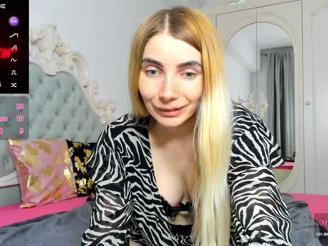 Live sex webcam photo for DevoenRose #290151596