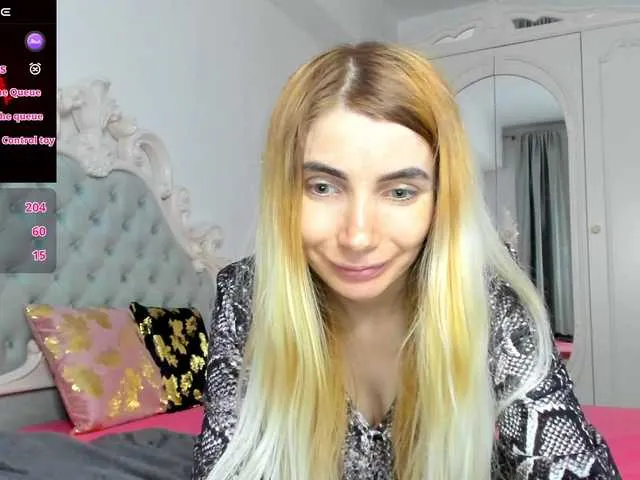 Live sex webcam photo for DevoenRose #290180537
