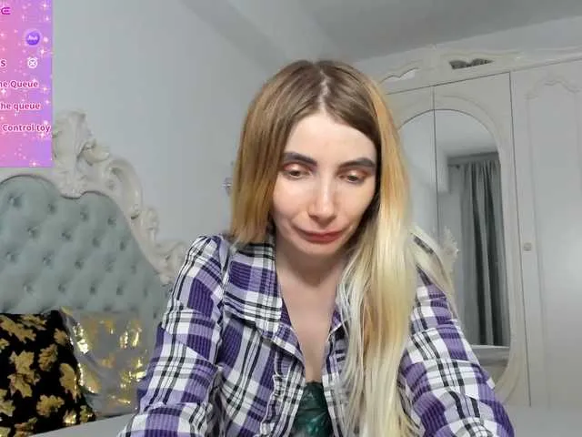 Live sex webcam photo for DevoenRose #290293987