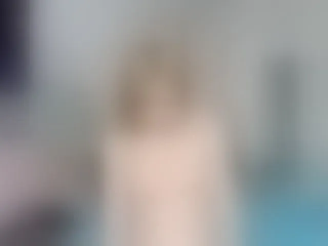 Live sex webcam photo for DevoenRose #291228396