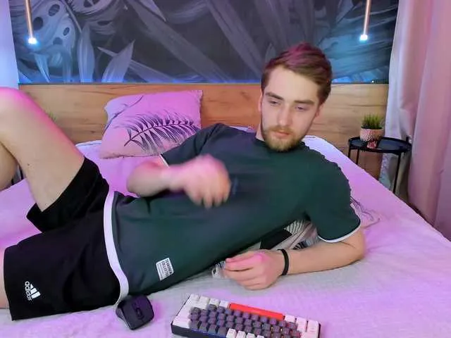 Live sex webcam photo for DexterDexx #277966542