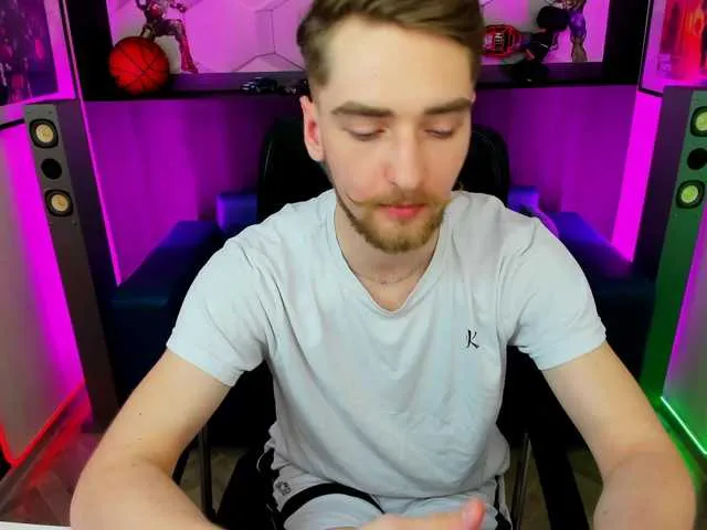 Live sex webcam photo for DexterDexx #278000961