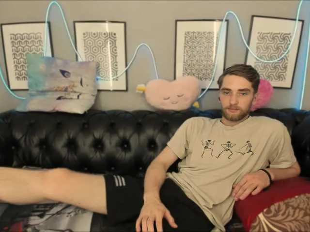 Live sex webcam photo for DexterDexx #278211715