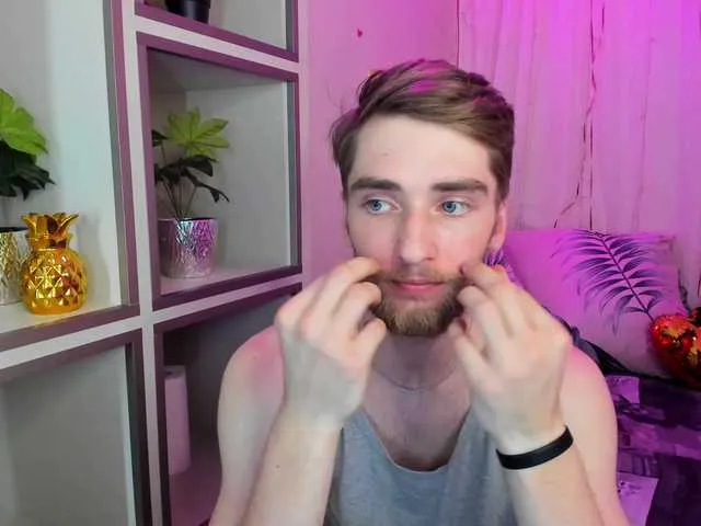 Live sex webcam photo for DexterDexx #278255619